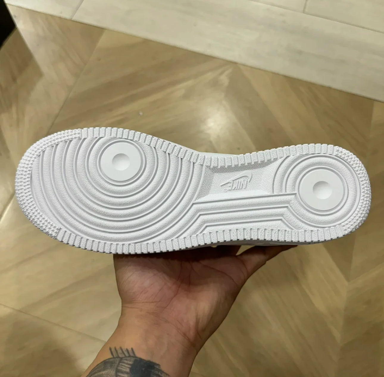 AF1 x SUP White