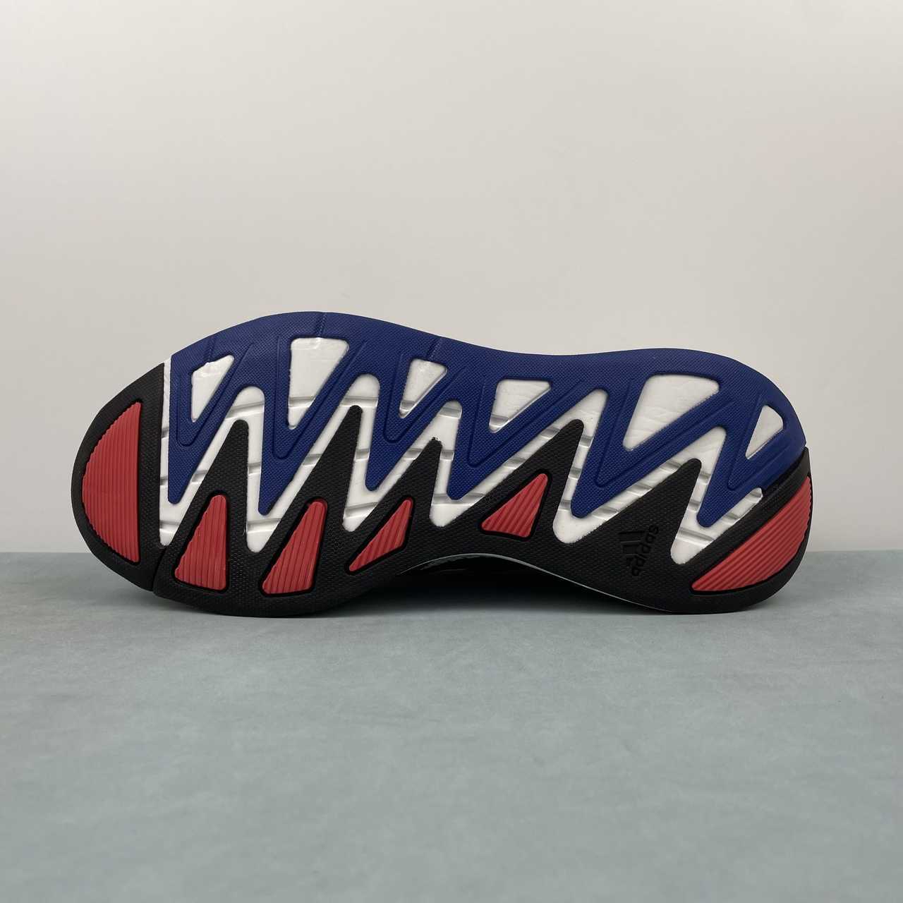 Adizero Aruku White Blue Red