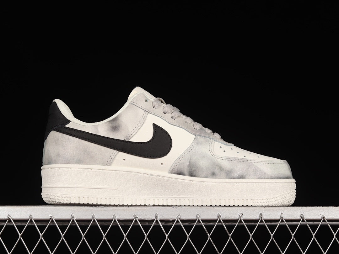 AF1