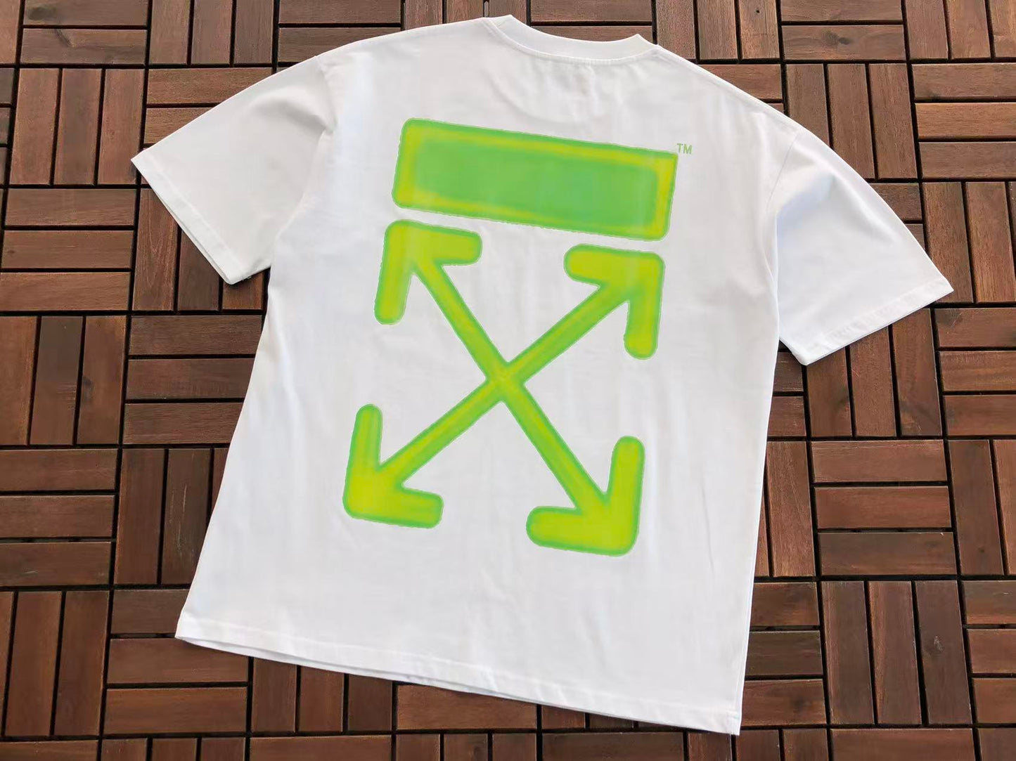 T-shirt Off