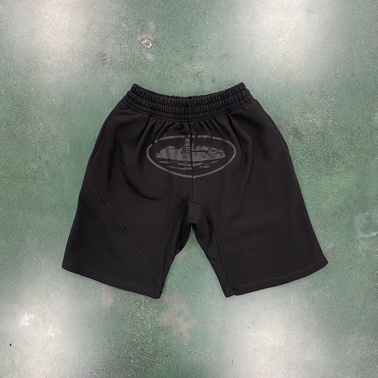 Alcatraz Basic Shorts All Black