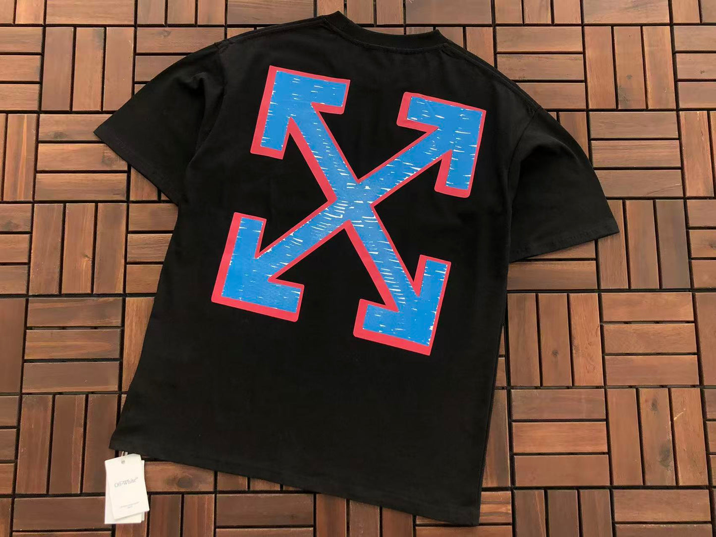 T-shirt Off