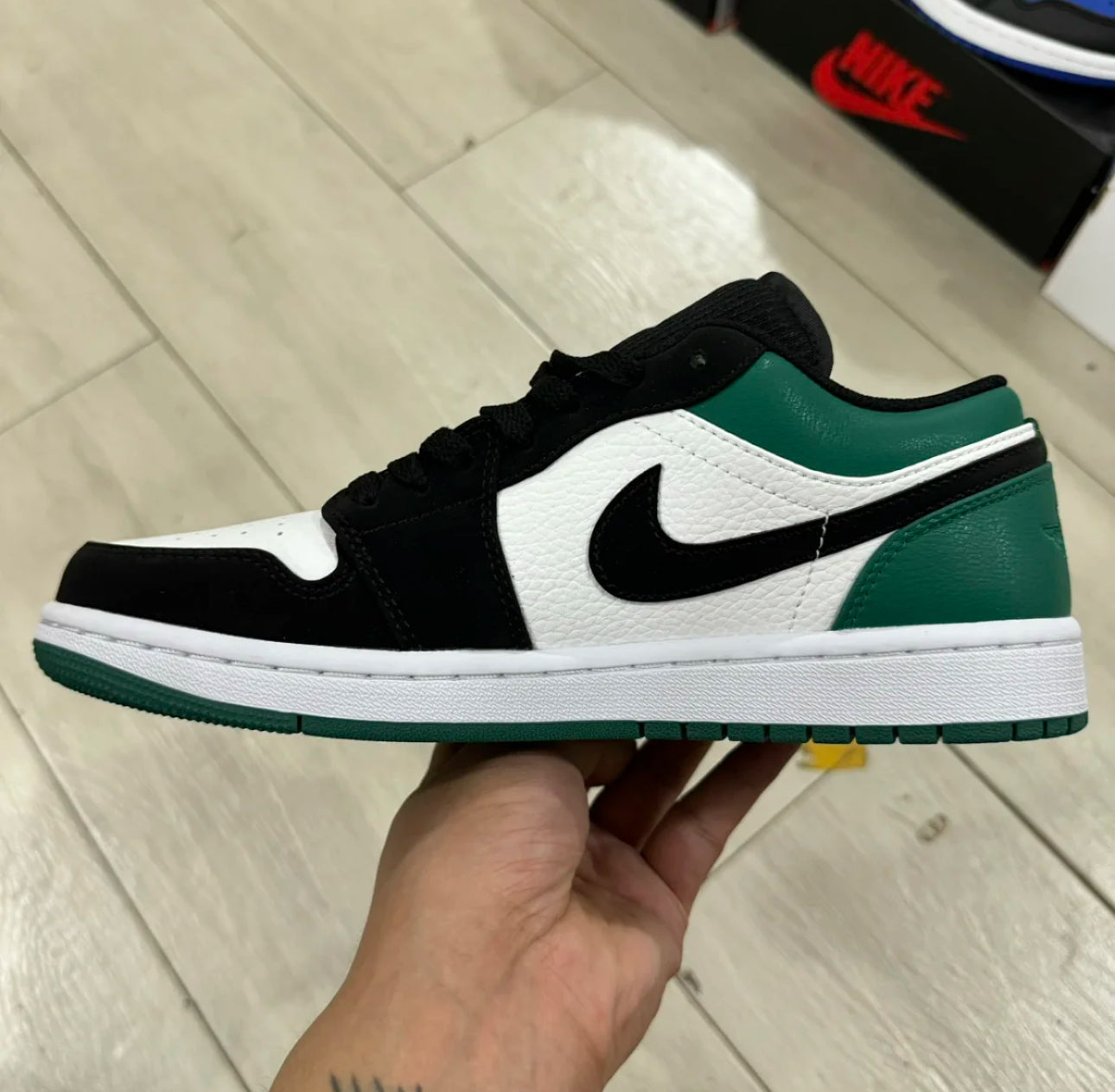 Air Jordan 1 Mystic Green