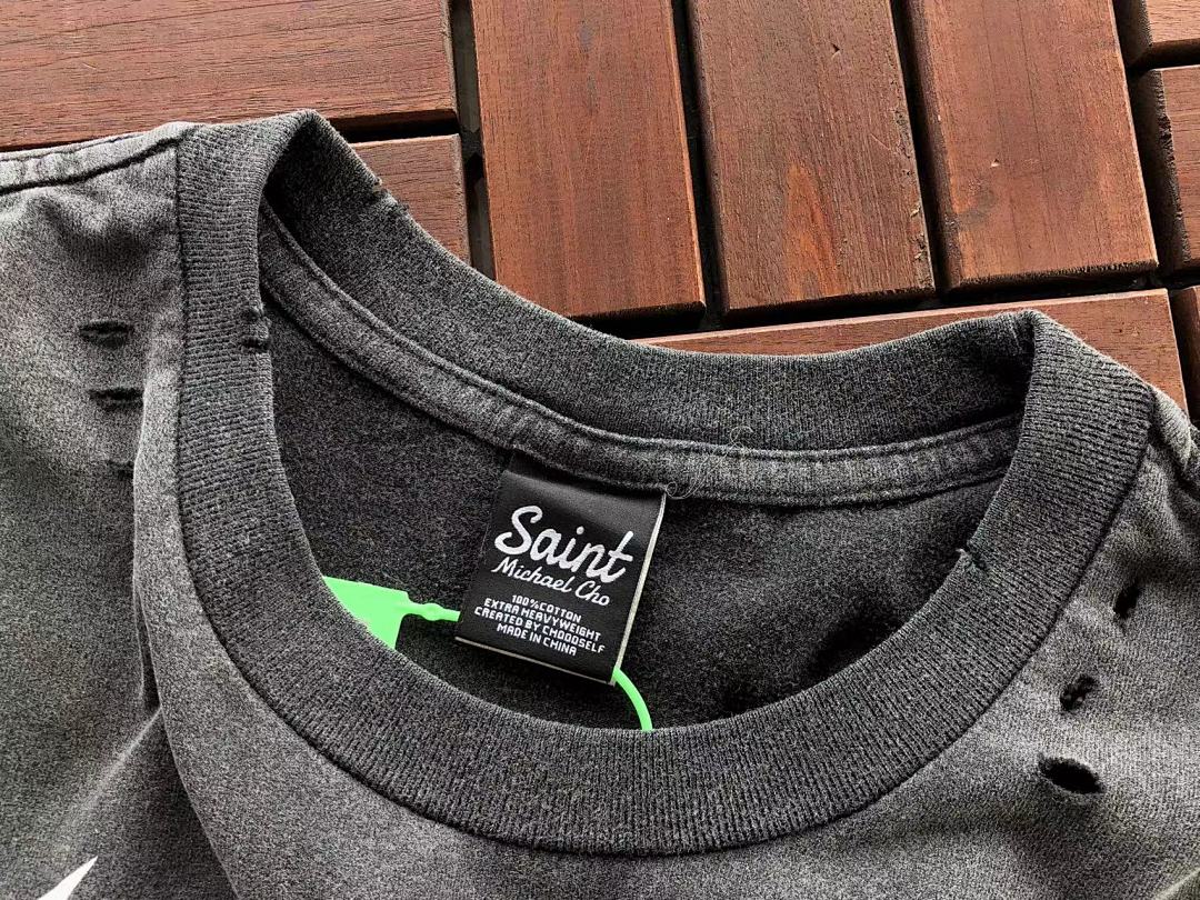 T-Shirts Saint M