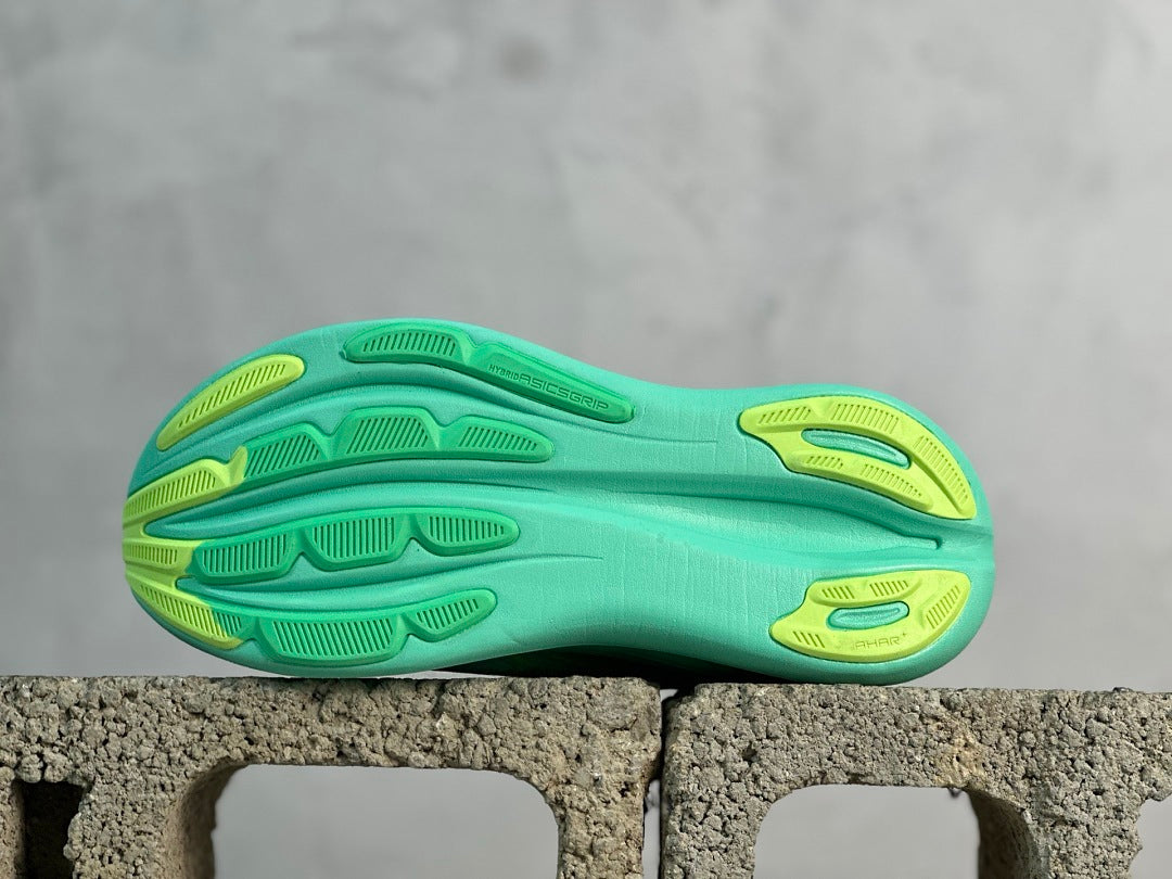 GEL-NIMBUS 28 Green