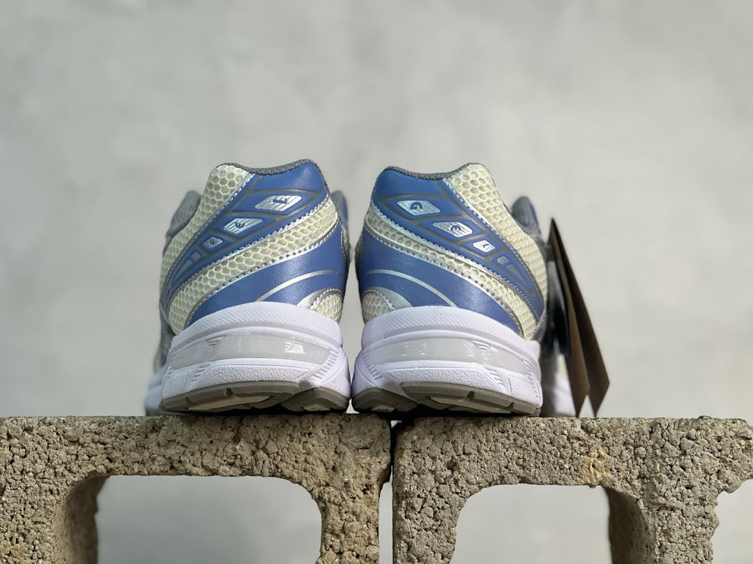 Gel-1130 White/Arctic Sky