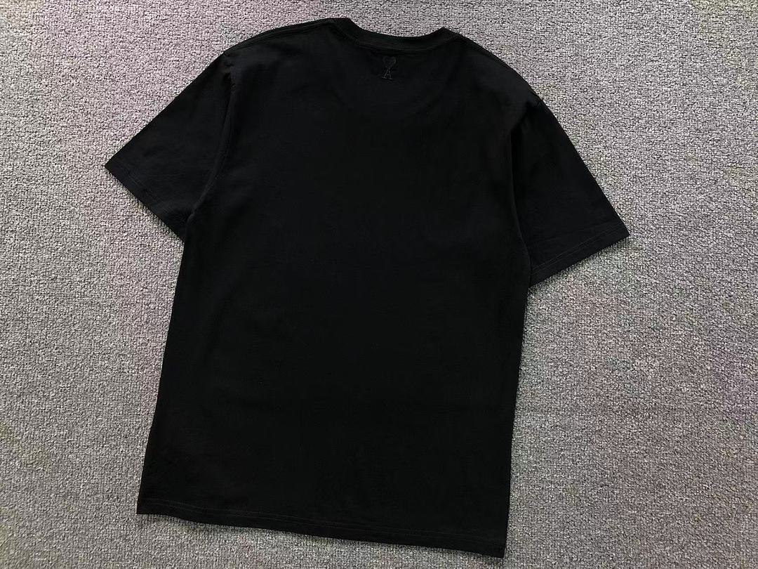 T-Shirts Ami Paris
