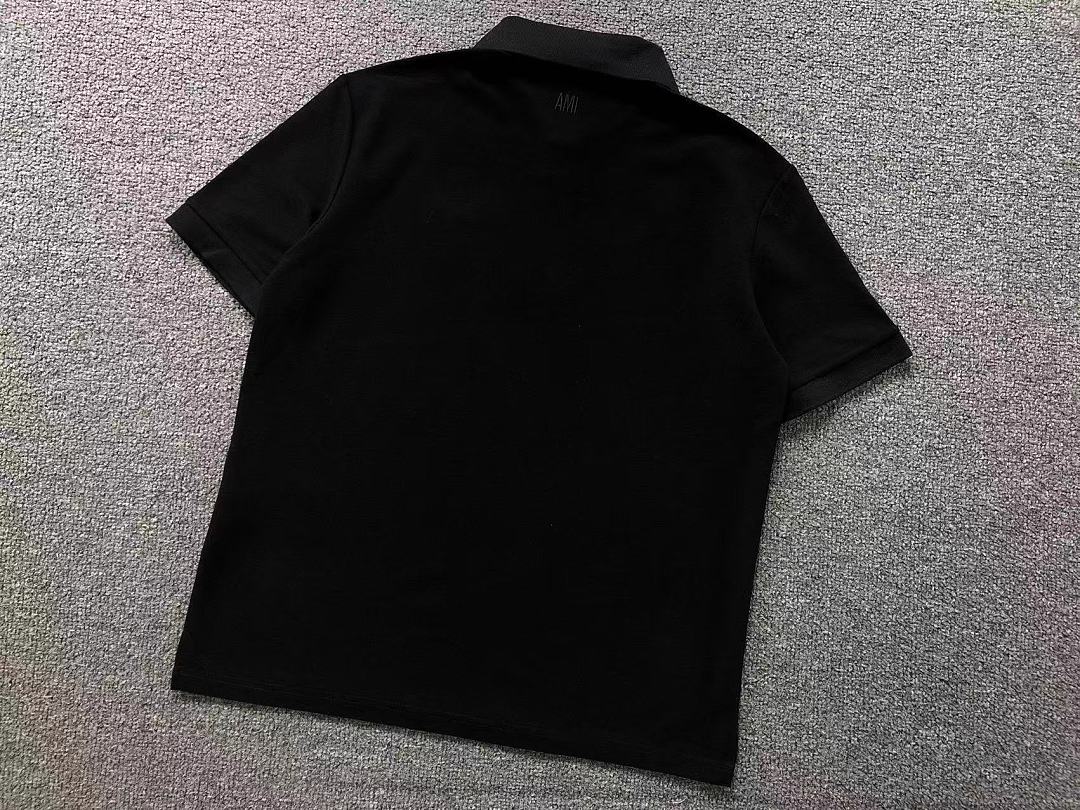 T-Shirts Ami Paris