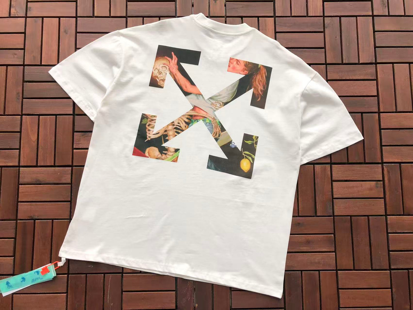 T-shirt Off