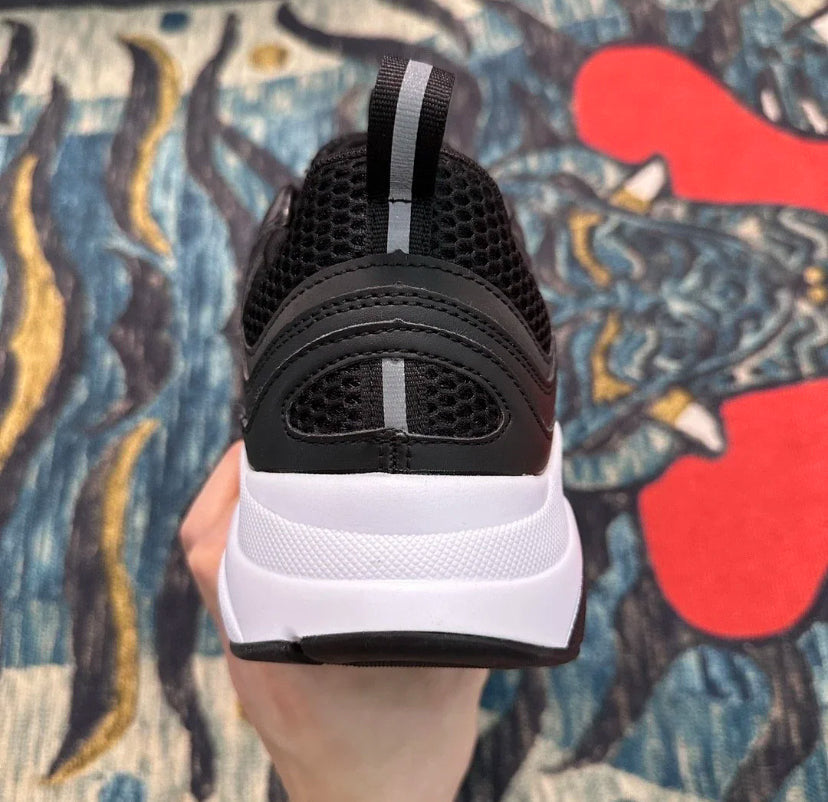 B22 Black and White