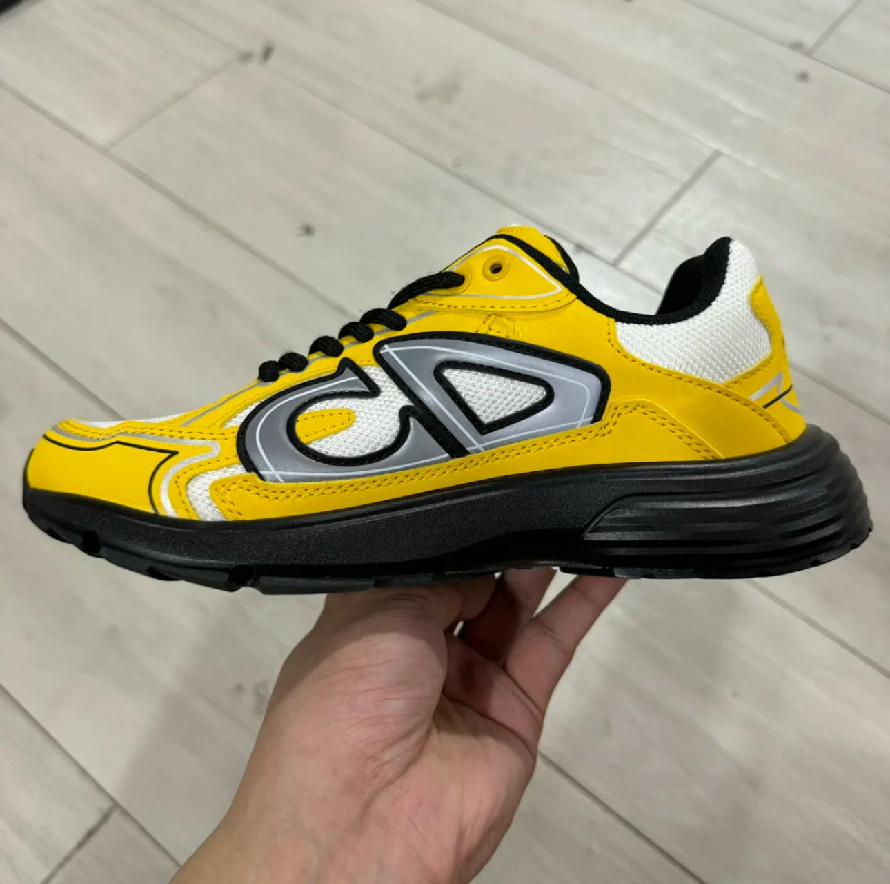 B30 Yellow and Black