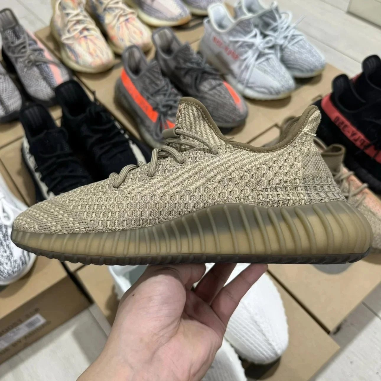 Boost 350 Sand Taupe