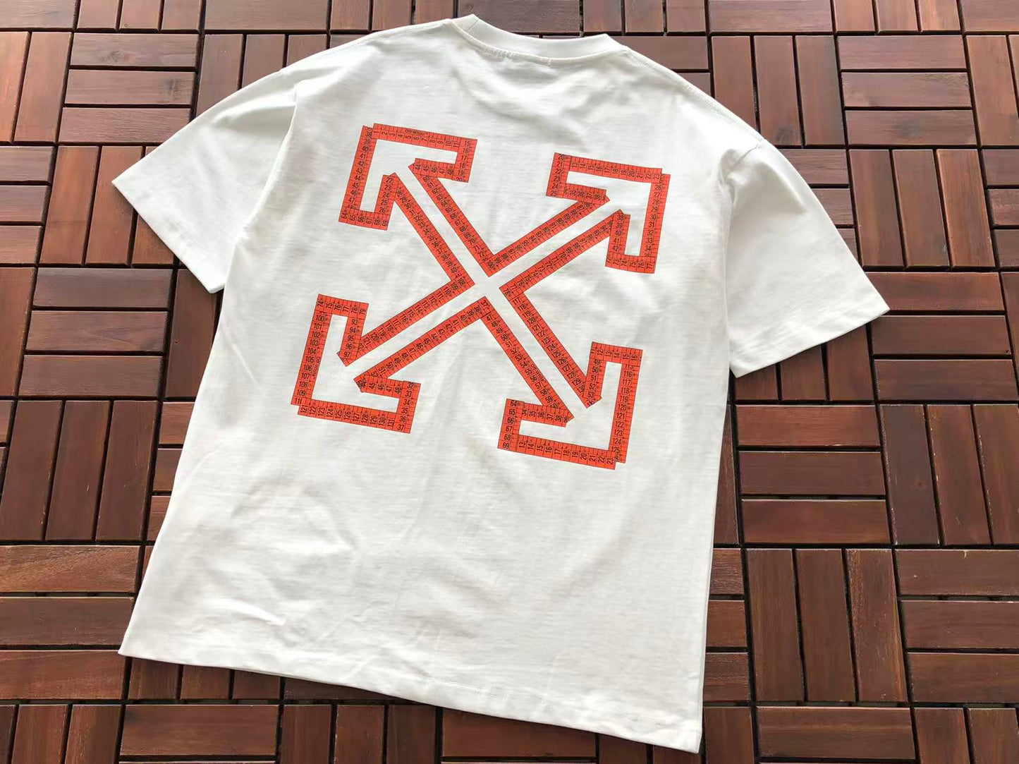 T-shirt Off