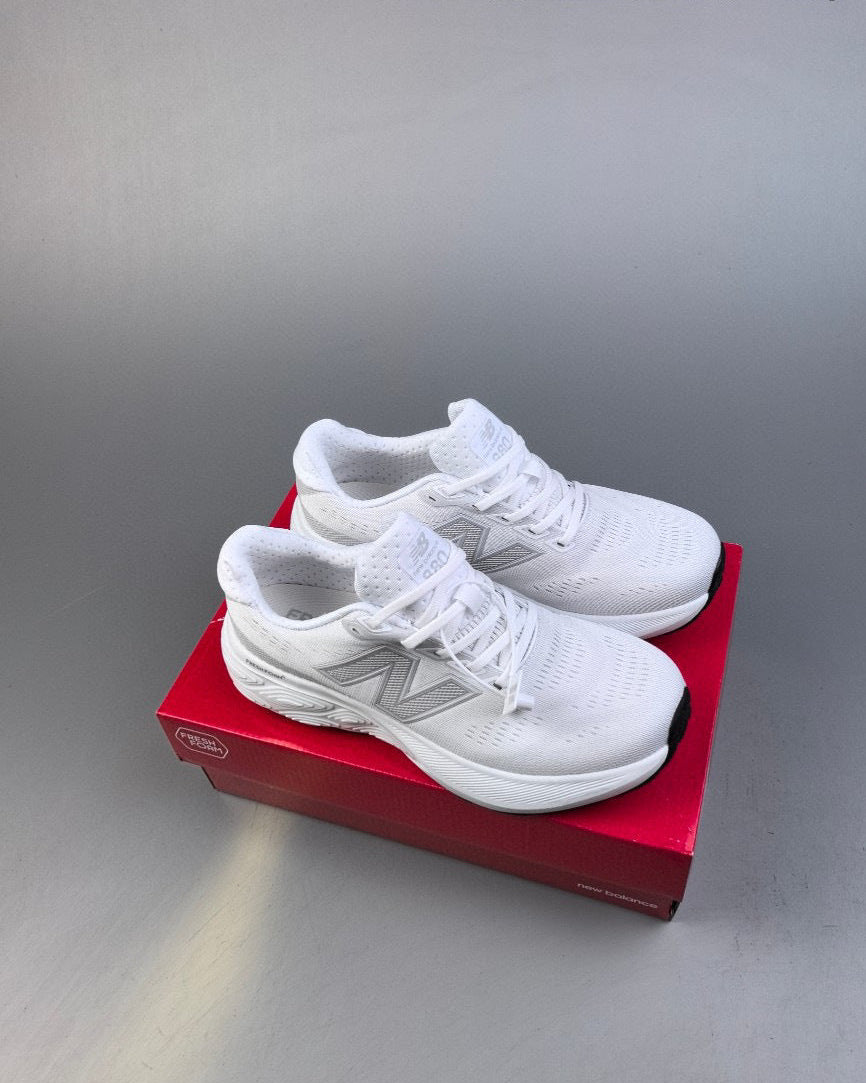 880 Fresh Foam X Vongo All White