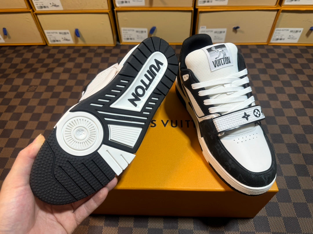 Trainer Star Black