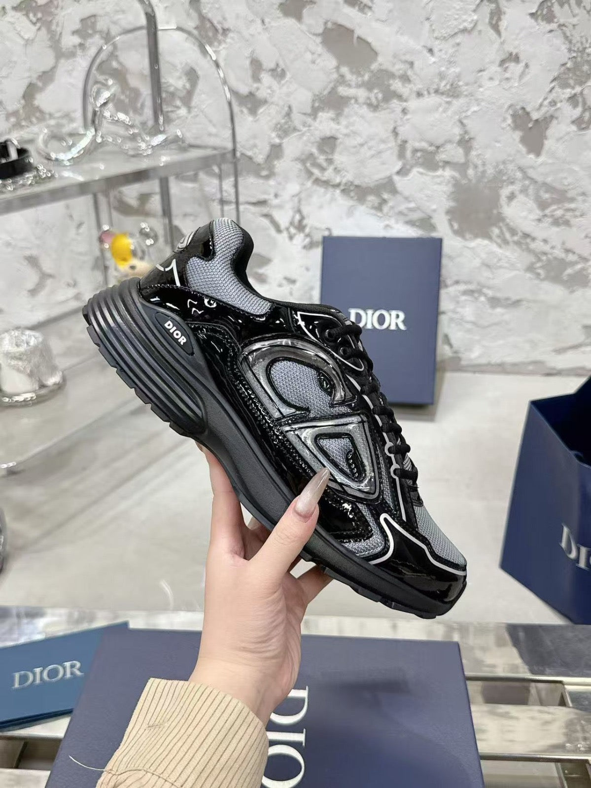 Aware B30 Black