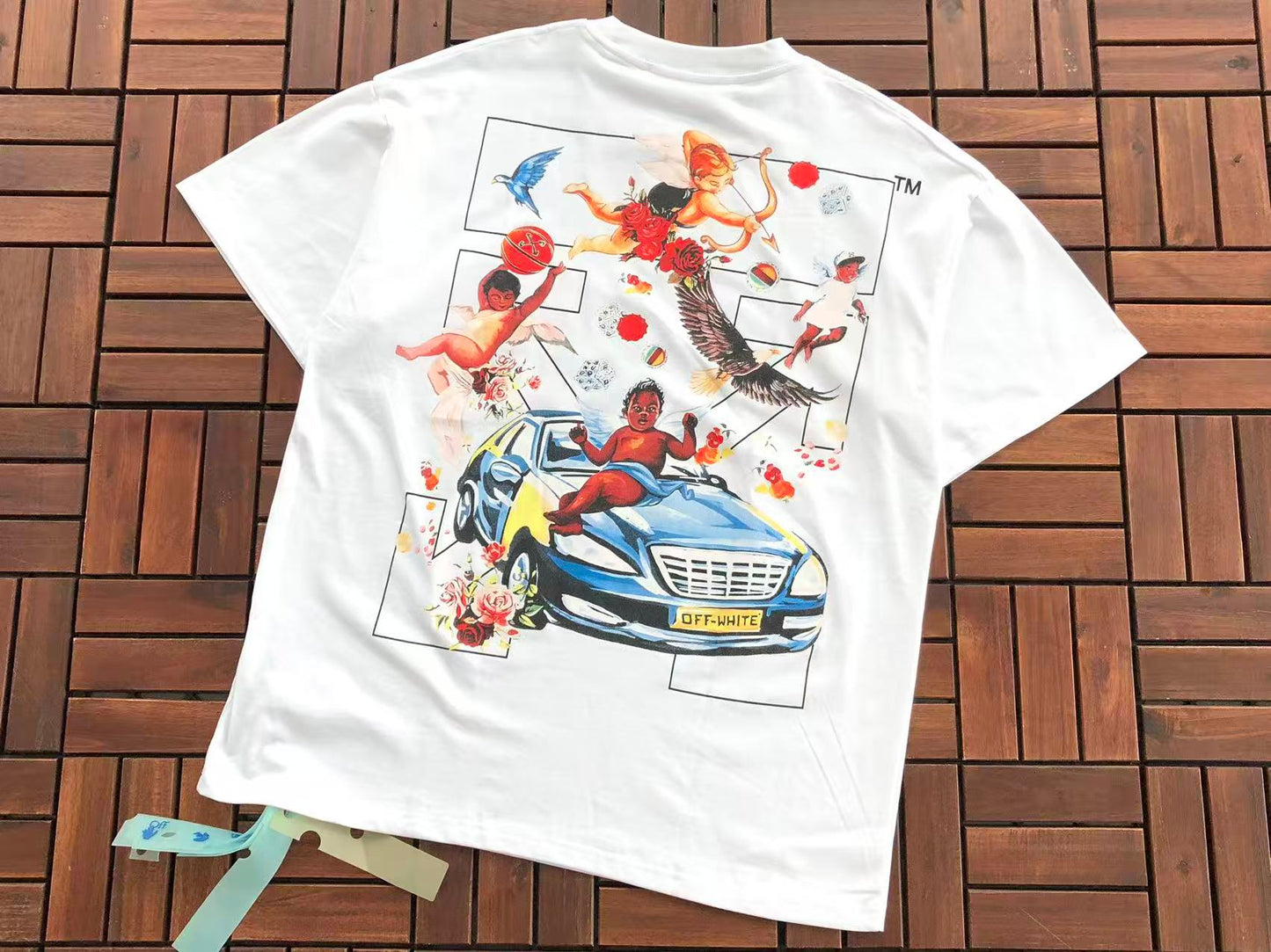 T-shirt Off