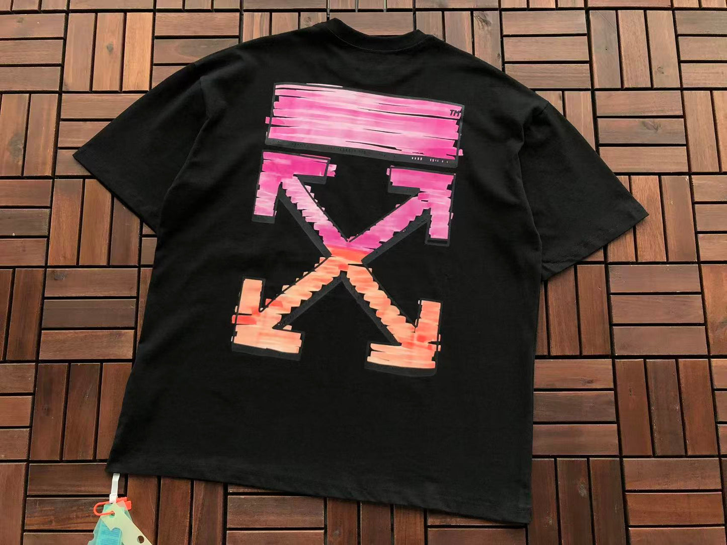 T-shirt Off