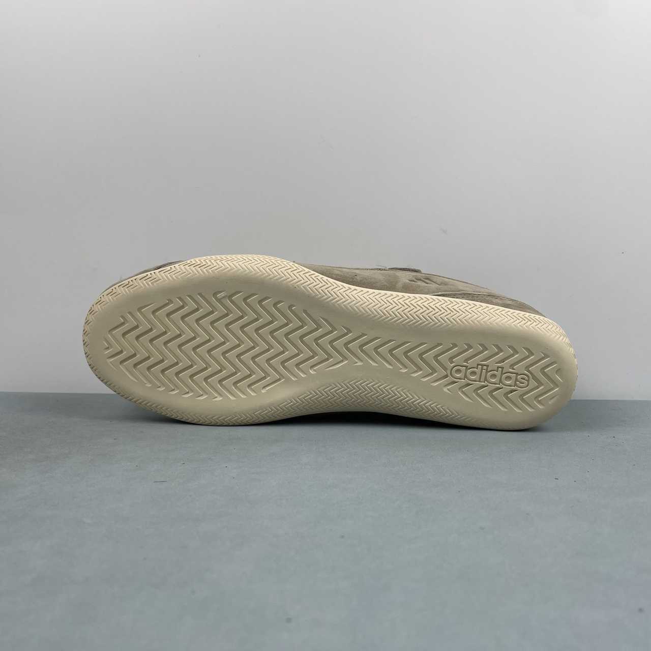 AD URBAN REVERIE Hemp