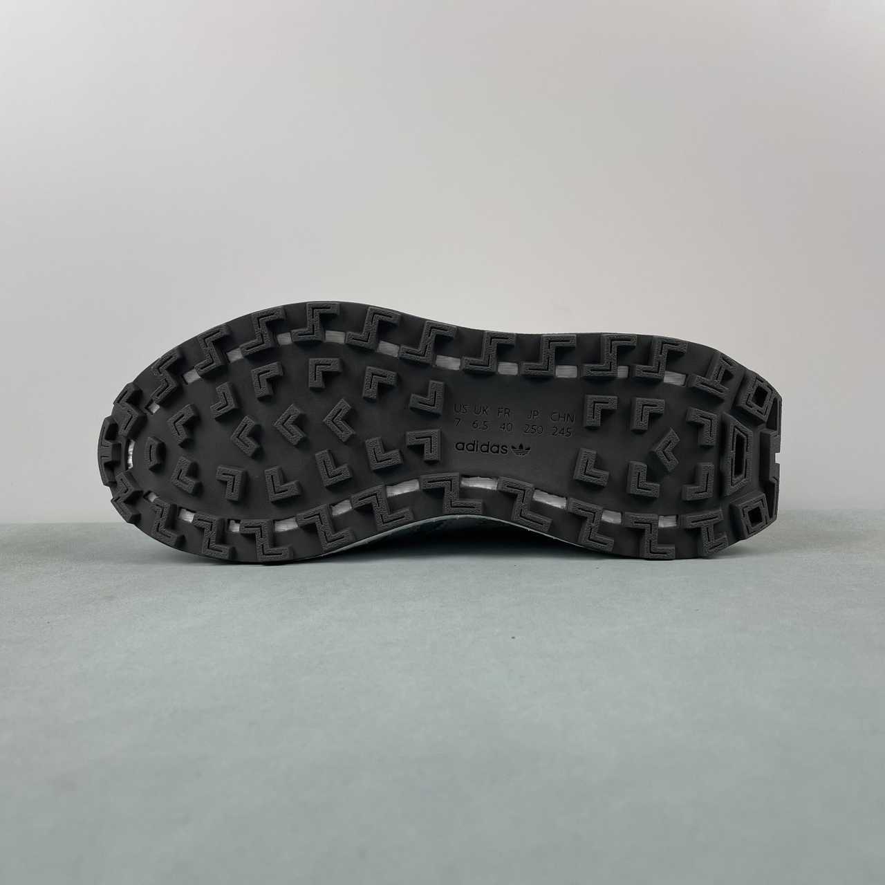 AD Retropy Grey Beige