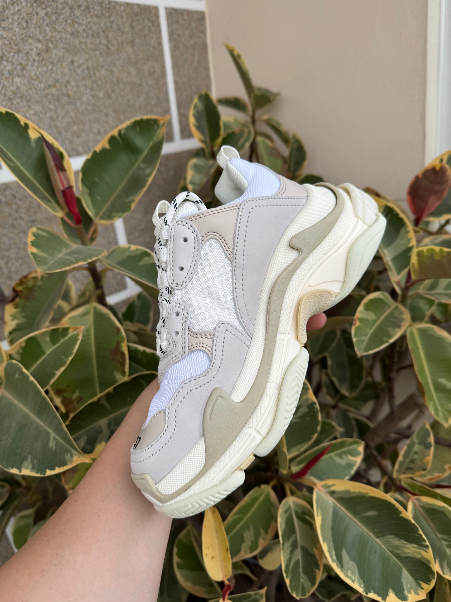 Balenciaga Triple S Creme