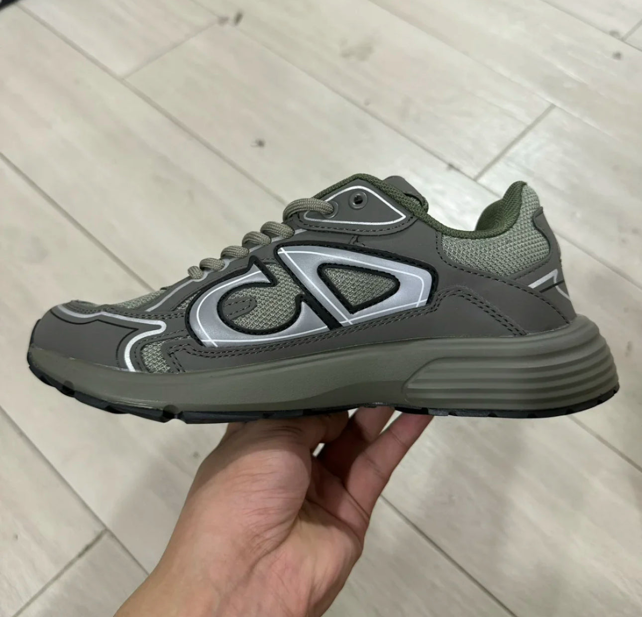 B30 Verde Tropa