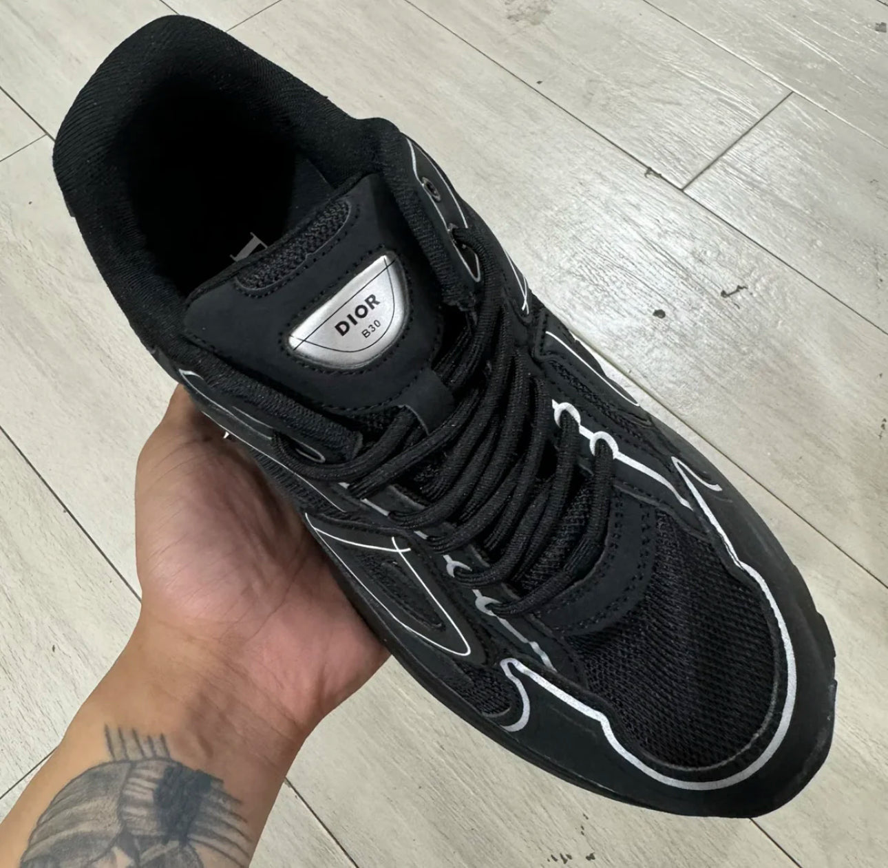 CD B30 Black