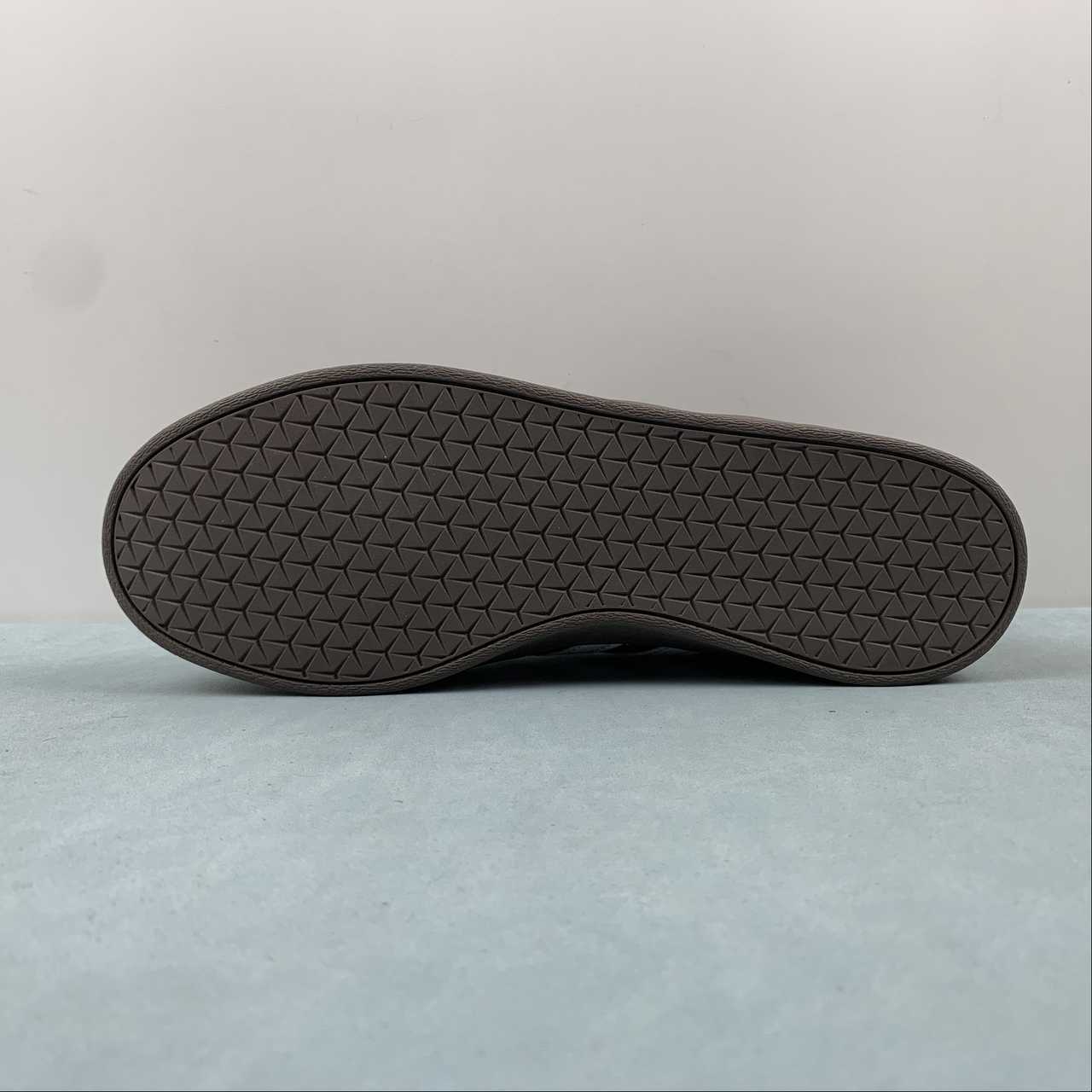 AD VL Court 2.0 Black White Grey