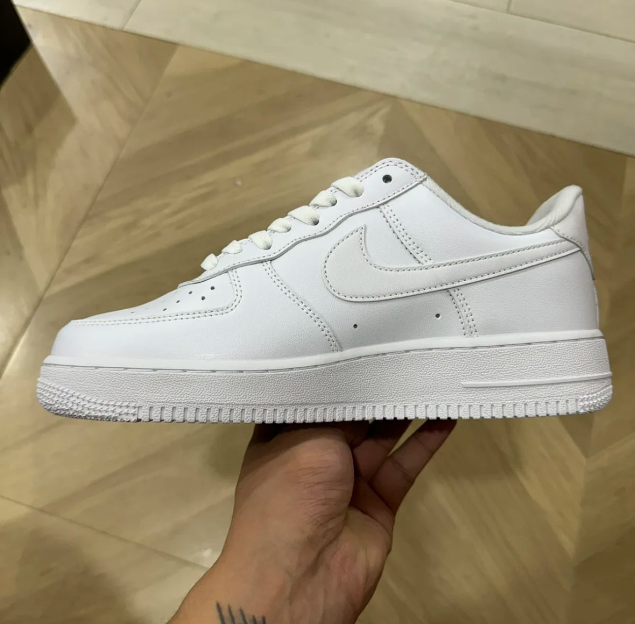 AF1 x SUP White