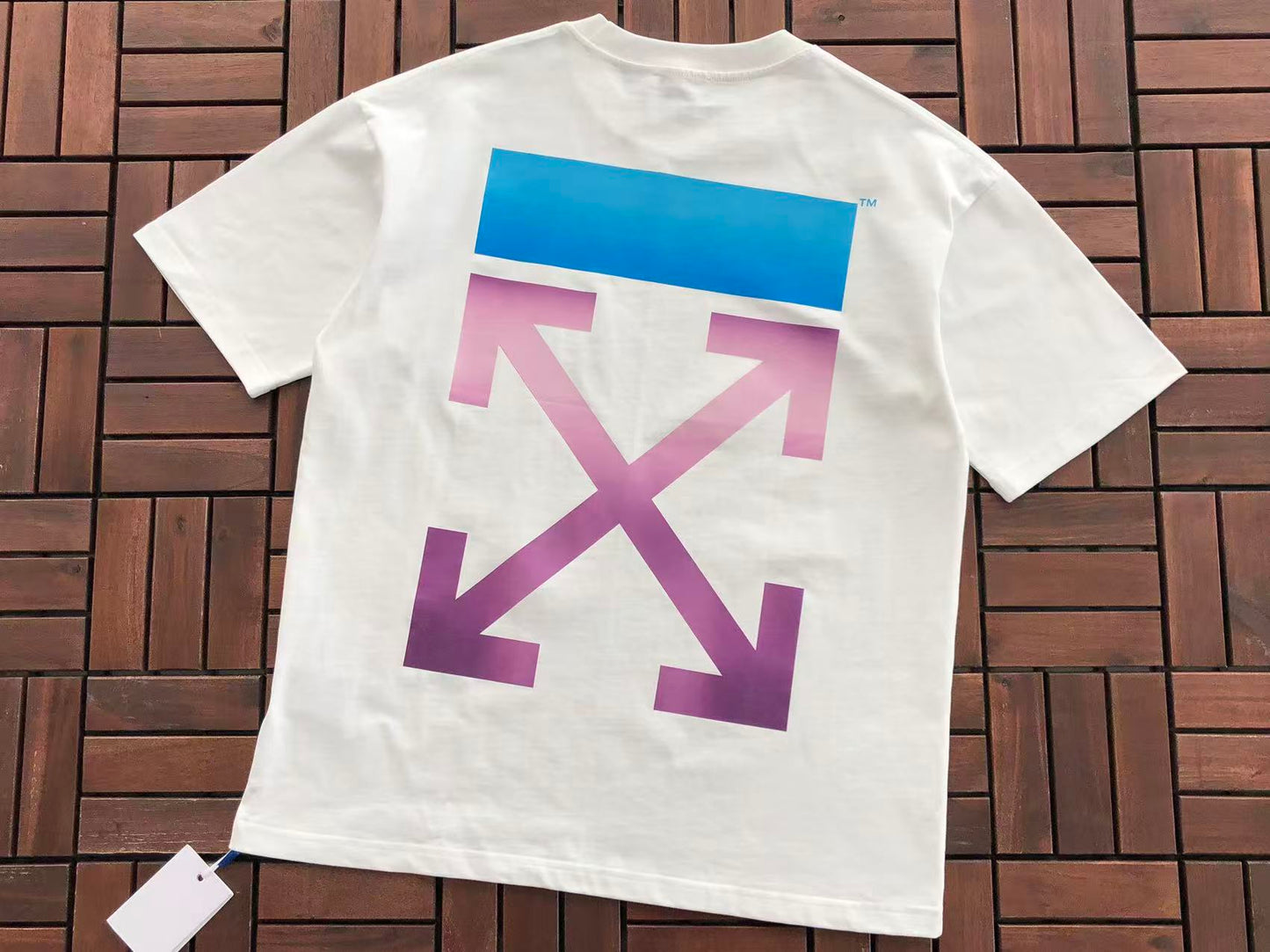 T-shirt Off