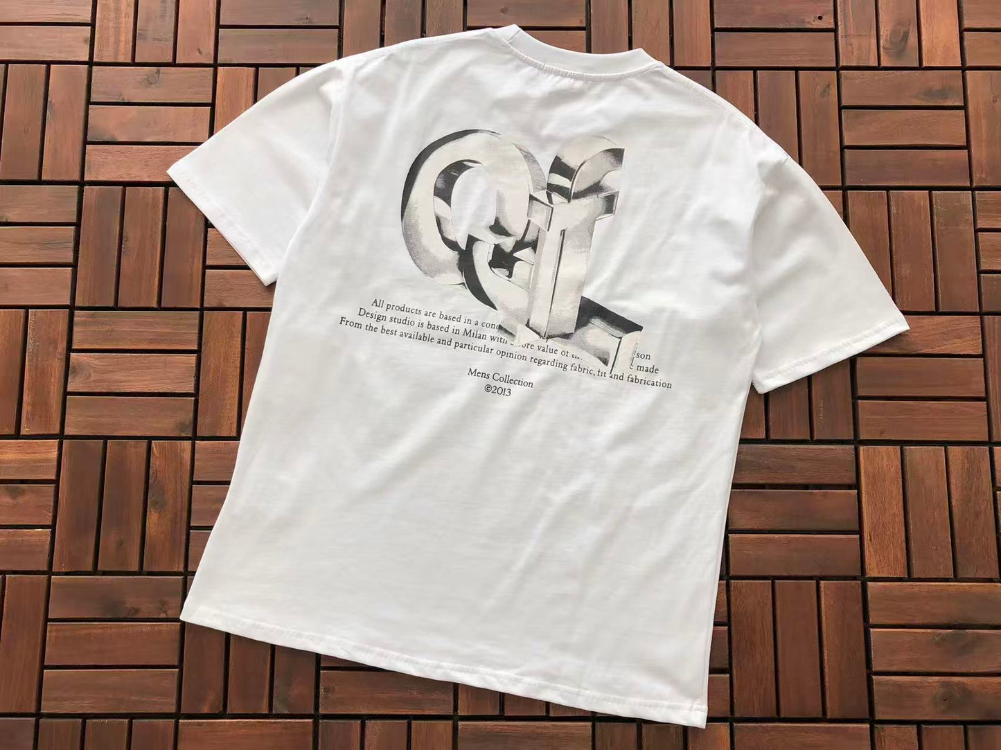 T-shirt Off