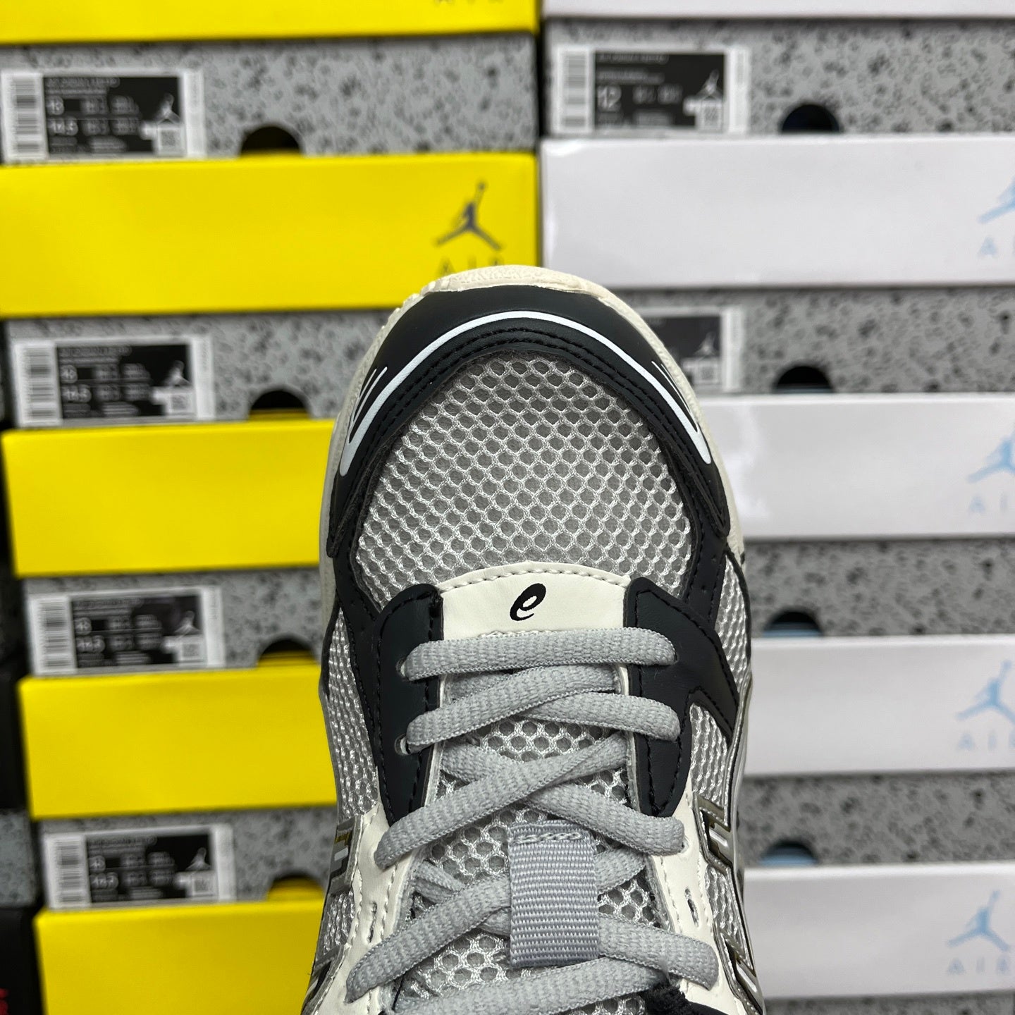 Gel-1130 Grey/Black
