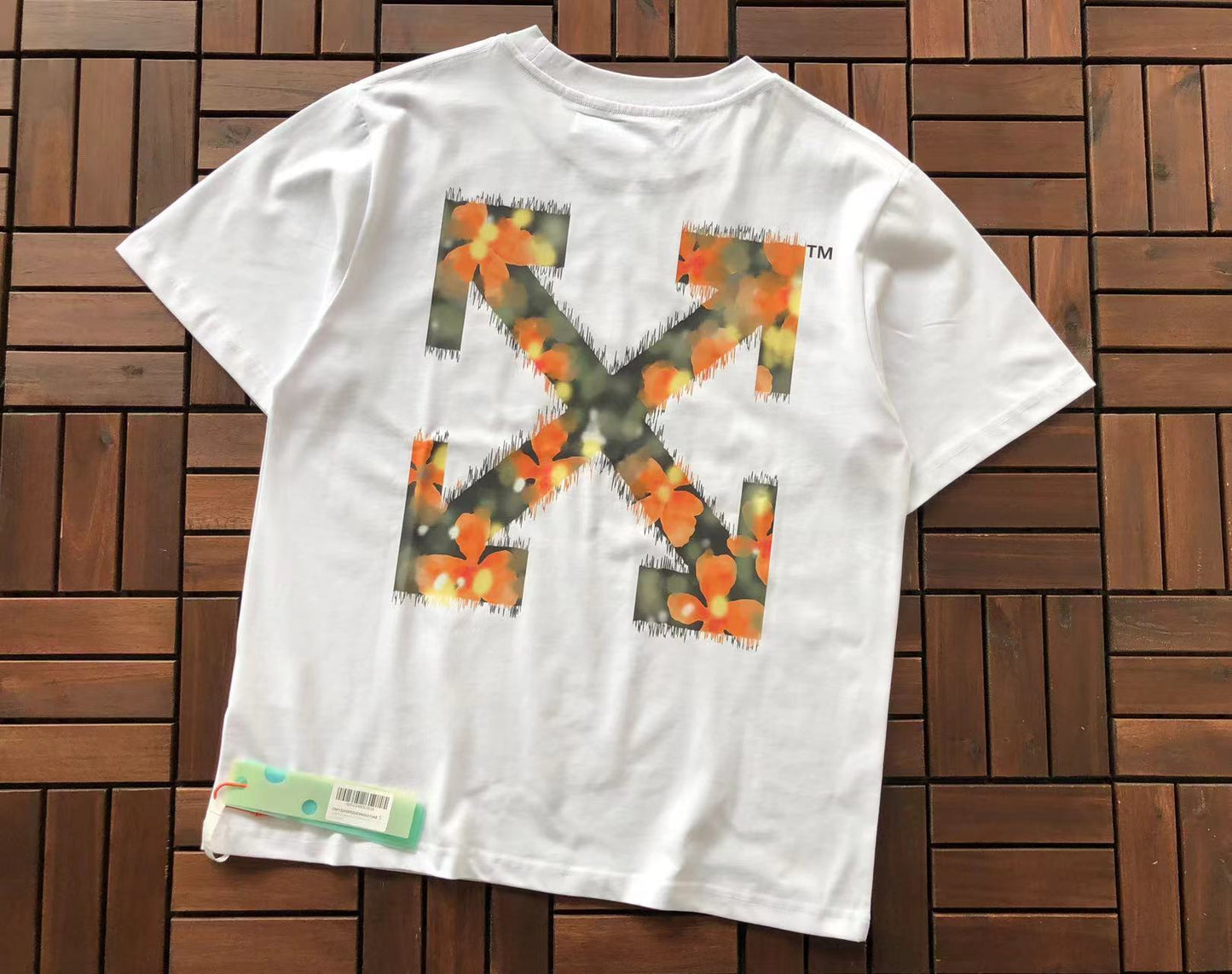 T-shirt Off