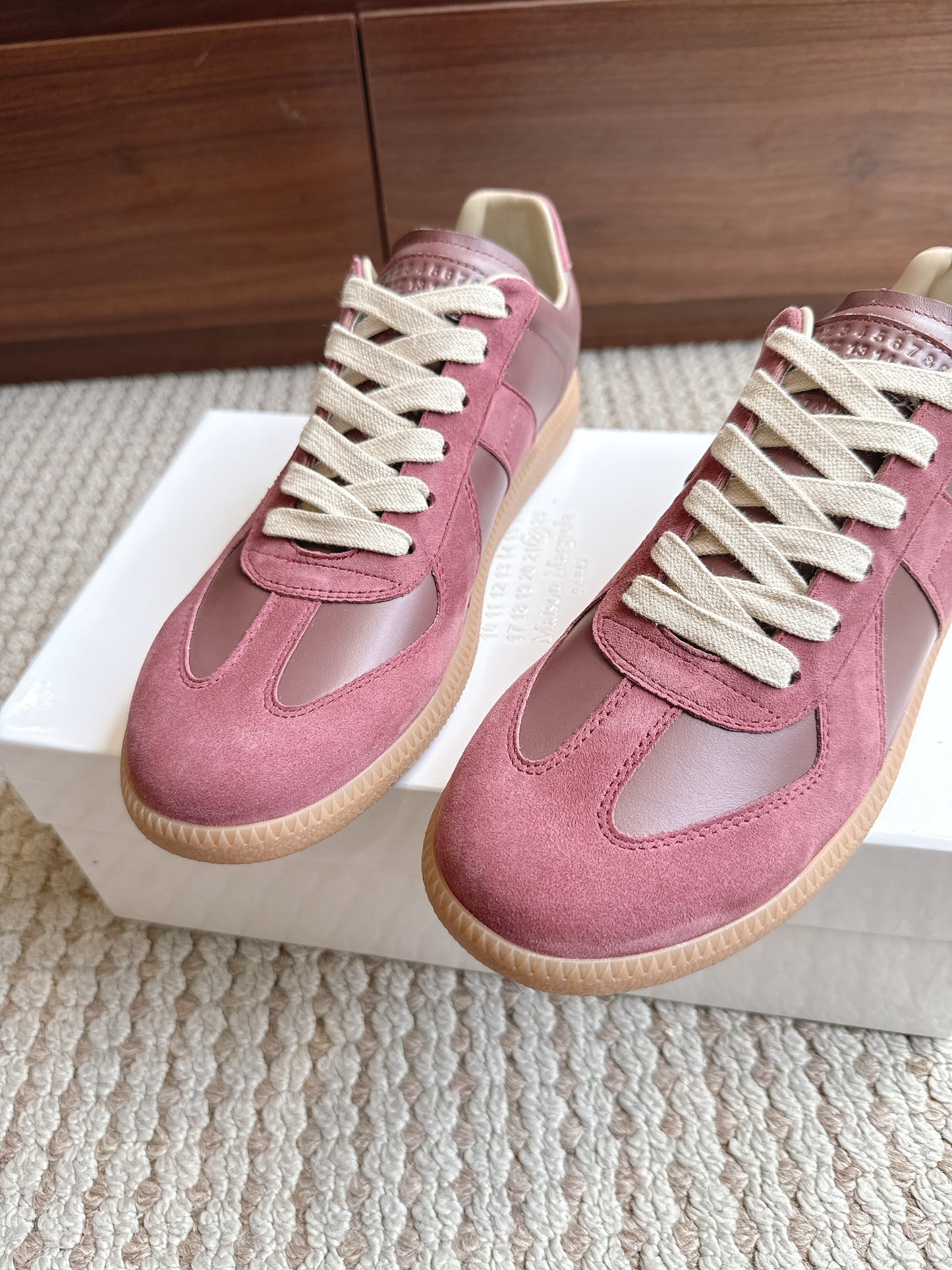 Maison Wine Gum Sole