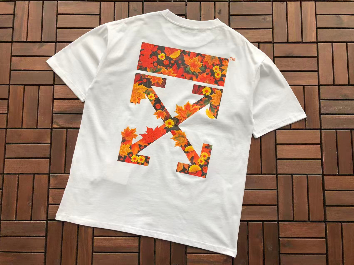 T-shirt Off