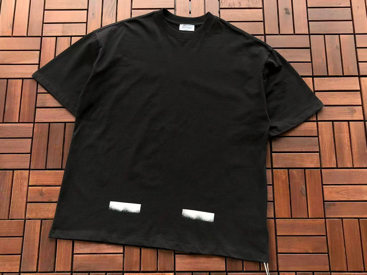 T-shirt Off