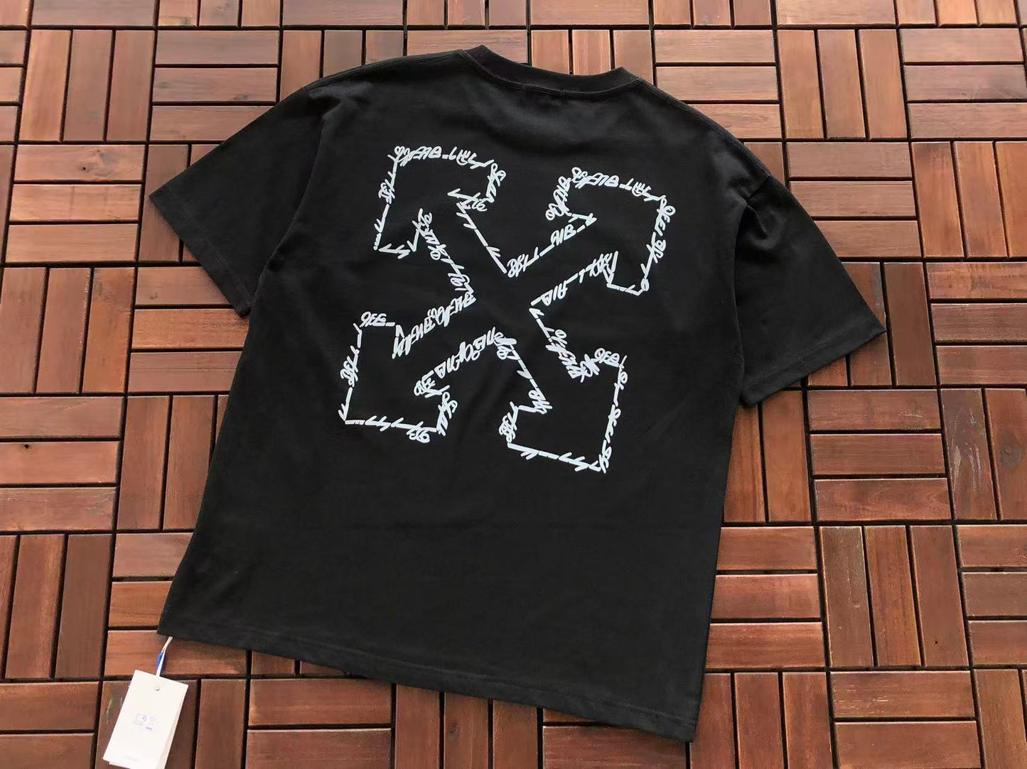 T-shirt Off
