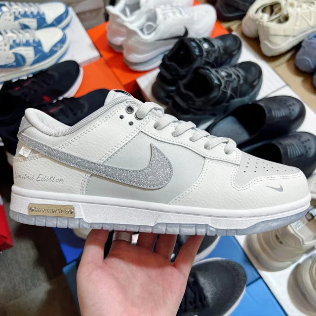 Dunk x SneakersClub
