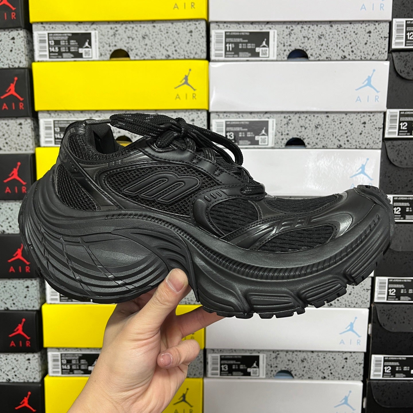 BLG 10XL Triple Black