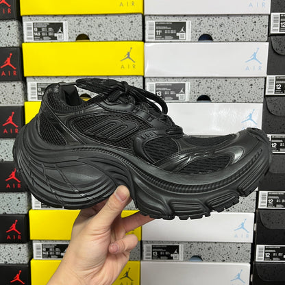 BLG 10XL Triple Black