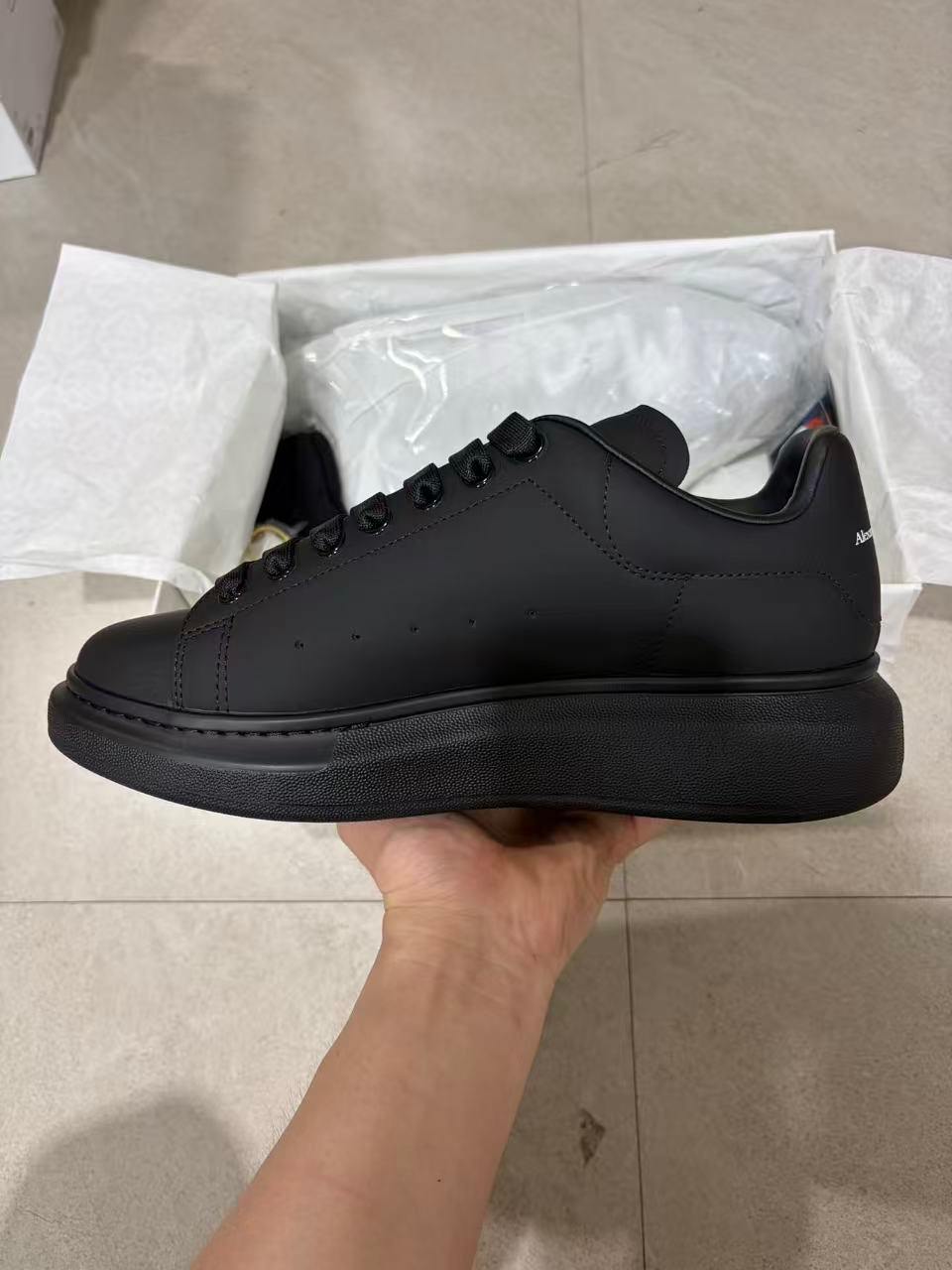 Alexander Mcqueen