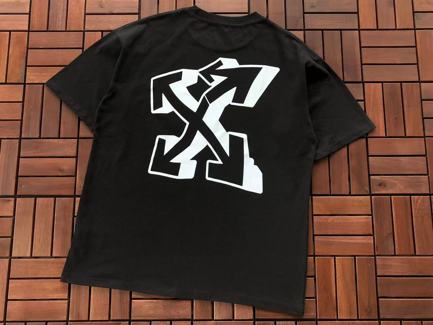 T-shirt Off