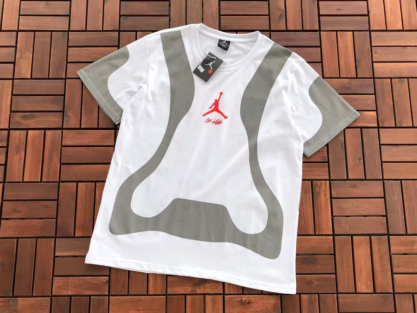 T-shirt Off