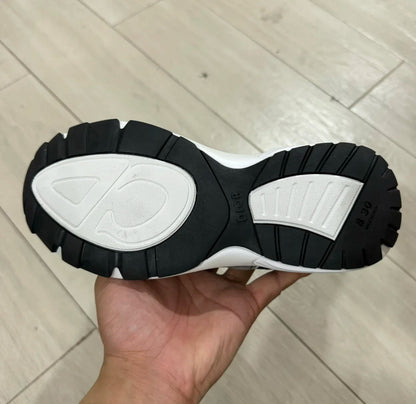 B30 Black and White