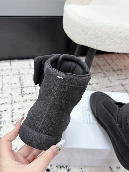 Maison HIgh Black Cotton