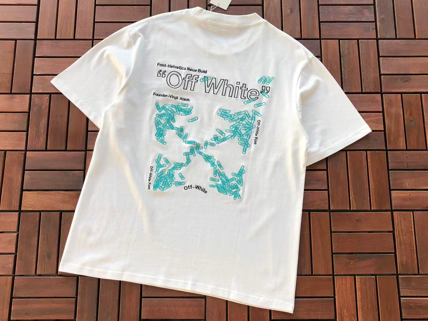 T-shirt Off