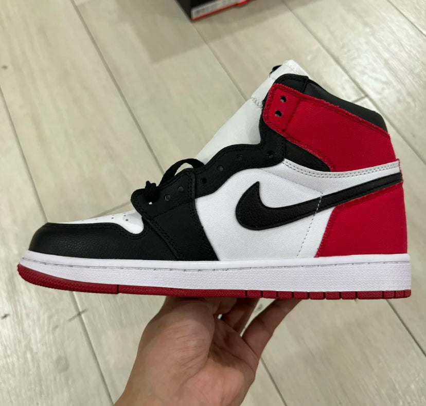 Jordan 1 Retro High "Bred Toe"