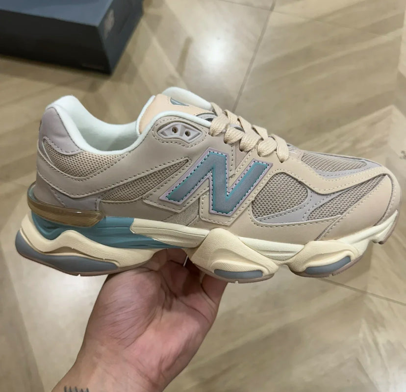 New Balance 9060 Creme de Marfim