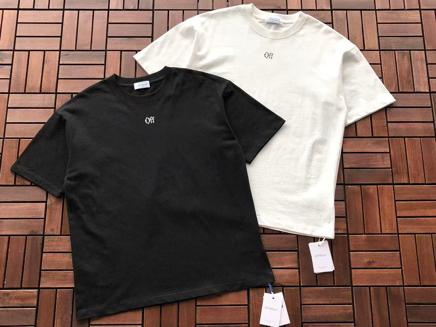 T-shirt Off