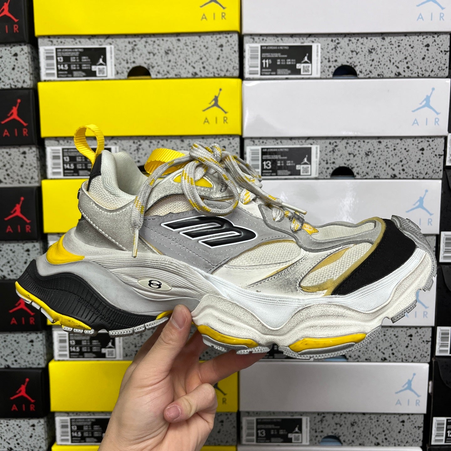 BLG Cargo White/Grey/Yellow/Black